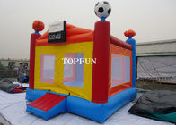 Lustige PVC-Planen-Kinder, die Schloss-aufblasbares federnd Haus mit Fußball springen