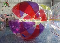 1mm PVC-Streifen-Farbaufblasbarer Weg auf Wasser-Ball in transparentem