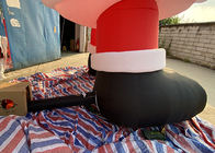 Weihnachtsriesiger aufblasbarer Weihnachtsmann im Freien mit Gebläse für Weihnachtsdekorationen