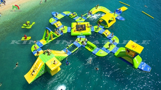 Großes aufblasbares Aquapark kommerzielle schwimmende Wasserspiele Hindernis Wasserpark Ausrüstung