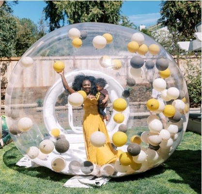 Außen aufblasbares Blaszelt Transparente Kristallkuppel aufblasbares Blaszelt mit Ballons für Hochzeit