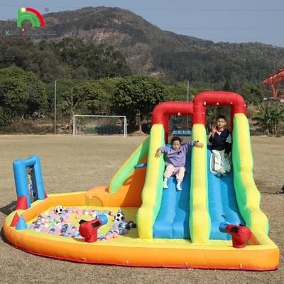 Aufblasbarer Aussteiger Combo-Sprunghaus Doppelspurige Aufblasbare Wasserrutsche mit Wasserpool Trampolin Schießen Net Basket Klettern