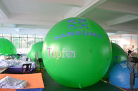 Ereignis-Anzeige im Freien steigt Plastik-Infalatable-Helium mit multi Farbe im Ballon auf