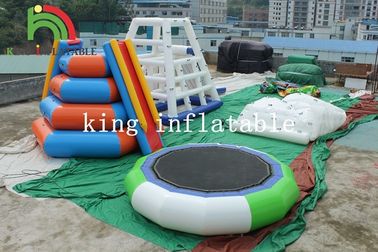 PVC-Planen-aufblasbares sich hin- und herbewegendes Insel-kletterndes Turm-Dia für Wasser-Park