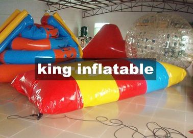 Bunter Streifen-aufblasbarer Katapult-Klecks, kundenspezifische PVC-Planen-aufblasbares Wasser-Spielzeug