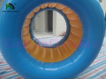Blaues/Gelb-aufblasbares Wasser-gehendes Ball PVC-Wasser-Rollen-Spielzeug für Wasser-Park