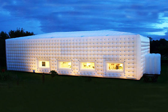 Riesiger vierfacher nähender Plato Inflatable Event Tent