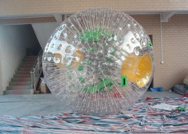 Aufblasbarer Zorb Ball des Winter-1.0mm TPU mit grünem Harnees und gelben Ausgängen