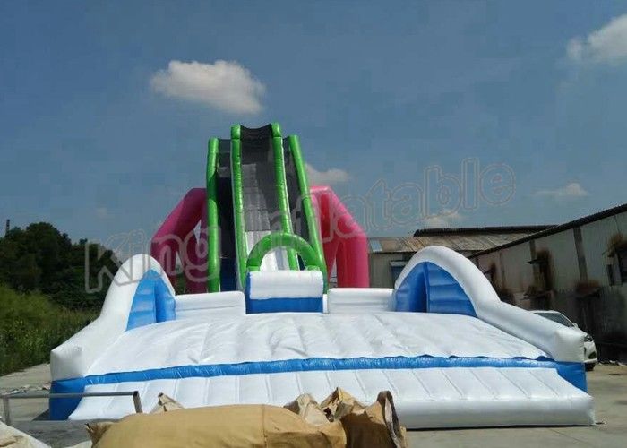 Kundenspezifische aufregende Fliegen-Wasserrutsche aufblasbares PVC mit Gebläse
